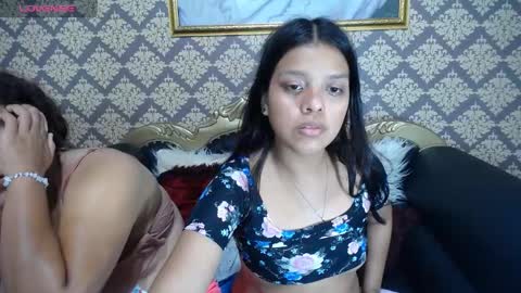 CATALINA Y LAURA  online show from December 5, 8:11 am
