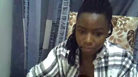 Leila online show from March 26, 6:13 pm