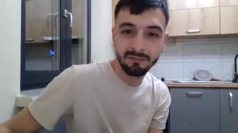 horny_couple9600 online show from December 13, 11:32 pm