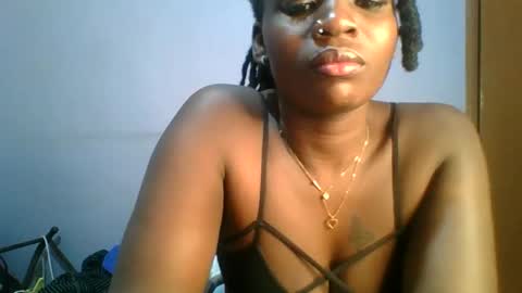 phanice online show from November 4, 7:02 pm