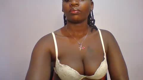 phanice online show from January 8, 3:03 pm