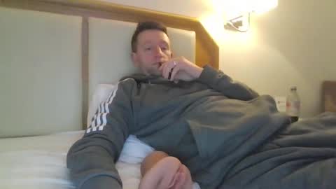 horny_jay86 online show from May 17, 6:26 pm