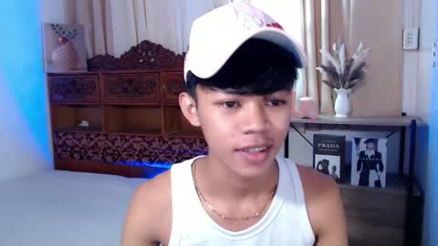 horny_joshxxx online show from May 9, 11:10 pm