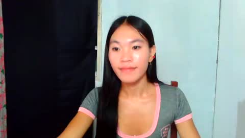 Snapshot of horny_lory chatting on June 14, 10:45 pm baninay online show from June 14, 10:45 pm