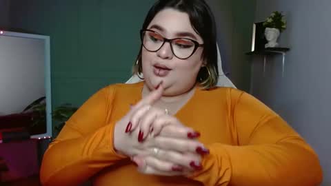 onlyTiffany I broke up with  frank 10 days ago online show from December 6, 6:59 am