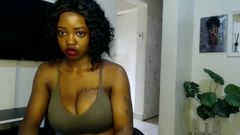 Snapshot of horny_princcess chatting on January 24, 1:57 pm horny_princcess online show from January 24, 1:57 pm