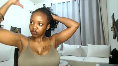 horny_princcess online show from May 5, 4:04 pm