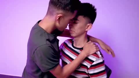 Alex and Camilo online show from December 1, 2:55 pm