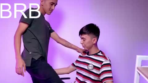 Alex and Camilo online show from July 19, 4:00 pm