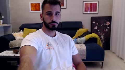 Snapshot of hornyasfuckk33 chatting on October 31, 11:22 am hornyasfuckk33 online show from October 31, 11:22 am