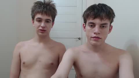 Snapshot of hornybadbunny chatting on October 9, 6:17 pm Tony online show from October 9, 6:17 pm