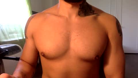 hornybbcxx online show from December 5, 7:38 pm