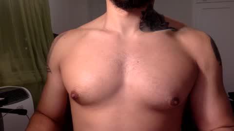 hornybbcxx online show from December 16, 3:51 am