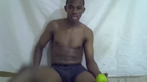 Snapshot of hornybeb36 chatting on October 30, 7:14 pm hornybeb36 online show from October 30, 7:14 pm