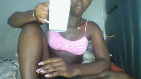 Bella online show from May 4, 8:32 am
