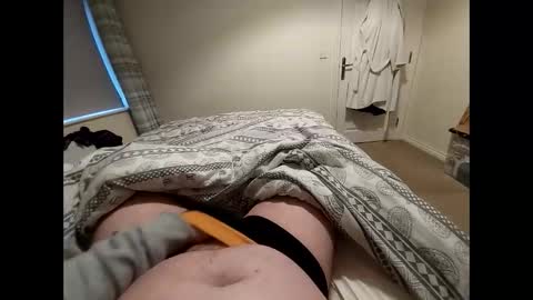 Snapshot of hornybiker1987 chatting on February 15, 4:56 pm hornybiker1987 online show from February 15, 4:56 pm