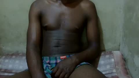 hornyboy9102003 online show from April 1, 1:41 pm