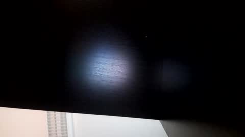 Snapshot of hornycock_1993 chatting on December 4, 8:34 am hornycock_1993 online show from December 4, 8:34 am