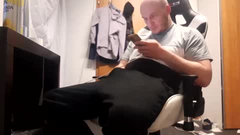 Snapshot of hornycock_1993 chatting on January 19, 6:53 am hornycock_1993 online show from January 19, 6:53 am