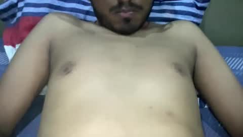 Snapshot of hornydevil665 chatting on January 21, 7:28 pm hornydevil665 online show from January 21, 7:28 pm