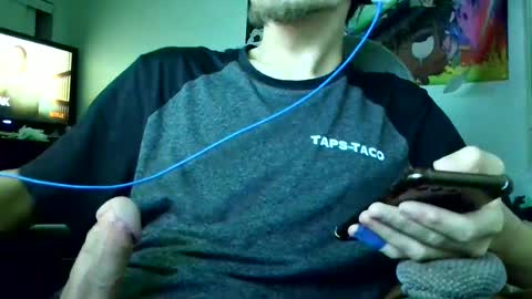 Snapshot of hornydude23364 chatting on September 28, 2:28 am Hornydue101 online show from September 28, 2:28 am