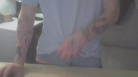 hornyfitboy24 online show from February 1, 1:26 am