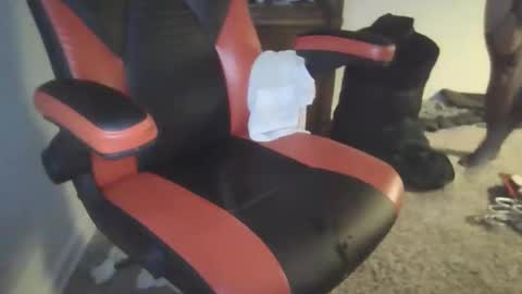 hornyguy65428 online show from October 22, 2:12 am