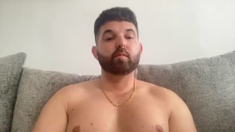 hornygymboyy online show from June 19, 10:41 am