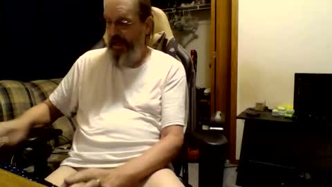 Snapshot of hornymanwi chatting on February 12, 1:28 pm hornymanwi online show from February 12, 1:28 pm