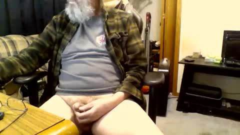 Snapshot of hornymanwi chatting on February 17, 4:46 pm hornymanwi online show from February 17, 4:46 pm