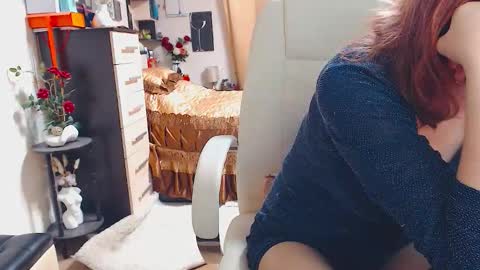 Snapshot of hornymomfuck chatting on October 18, 7:58 pm Aimi online show from October 18, 7:58 pm