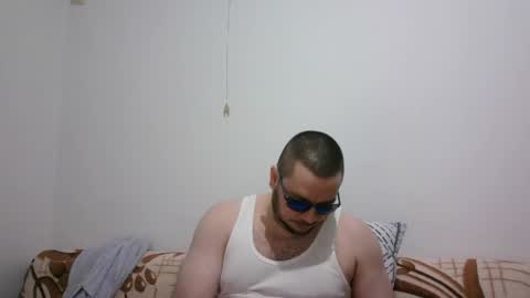 hornymonkey991 online show from May 5, 6:49 pm