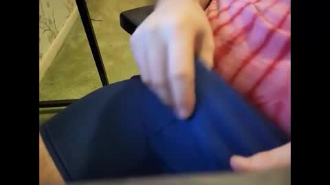 Snapshot of hornynpa chatting on December 5, 3:04 am Say hi if horny online show from December 5, 3:04 am