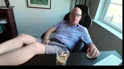 hornynthick70 online show from May 17, 9:44 pm