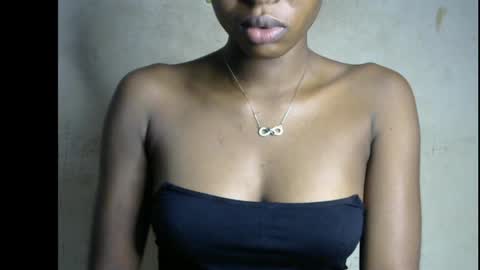 Bella online show from June 20, 7:27 pm