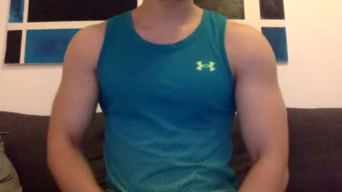 Snapshot of hornyspaniard93 chatting on June 21, 10:40 am hornyspaniard93 online show from June 21, 10:40 am