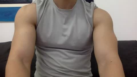 Snapshot of hornyspaniard93 chatting on June 25, 12:53 pm hornyspaniard93 online show from June 25, 12:53 pm