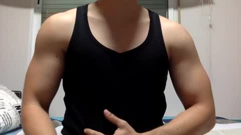 Snapshot of hornyspaniard93 chatting on June 27, 9:09 pm hornyspaniard93 online show from June 27, 9:09 pm