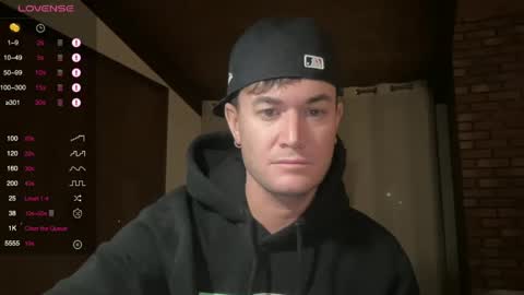 Hornytightboy89 online show from December 10, 12:50 am