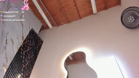 Snapshot of hot__genesis chatting on May 3, 2:12 pm hot__genesis online show from May 3, 2:12 pm