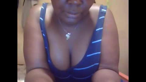 Snapshot of hot_alynn chatting on September 13, 7:41 am ALLYN online show from September 13, 7:41 am