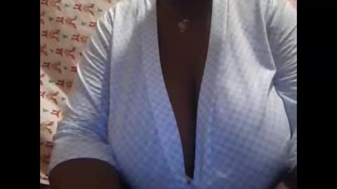 Snapshot of hot_alynn chatting on December 19, 11:28 am ALLYN online show from December 19, 11:28 am