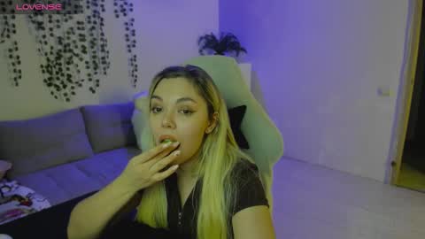   online show from January 13, 5:18 pm