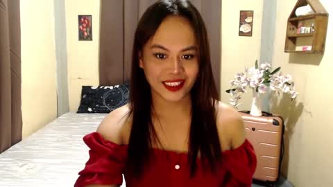 Snapshot of hot_babe0802 chatting on December 29, 5:12 pm HANNA online show from December 29, 5:12 pm