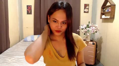 Snapshot of hot_babe0802 chatting on January 31, 12:17 am HANNA online show from January 31, 12:17 am
