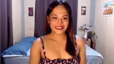 Snapshot of hot_babe0802 chatting on October 4, 5:27 am HANNA online show from October 4, 5:27 am