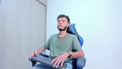 hot bad boy69 online show from February 21, 9:27 pm