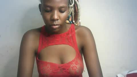 Snapshot of hot_berry2003 chatting on January 14, 11:42 am Millie online show from January 14, 11:42 am