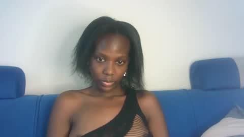 Snapshot of hot_berry2003 chatting on February 8, 9:56 am Millie online show from February 8, 9:56 am
