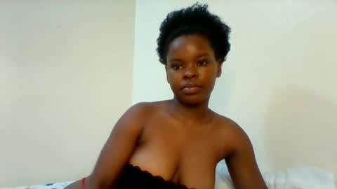 sweet cammy online show from June 18, 1:06 am